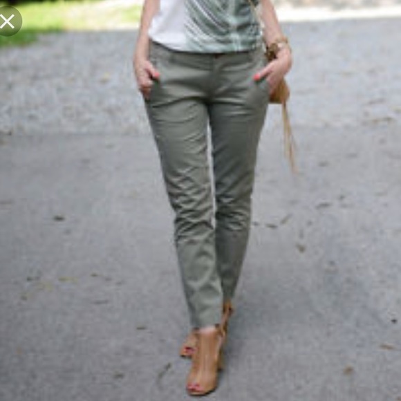 J. Crew Pants - 🔥5/25 sale🔥J crew Frankie chino pants